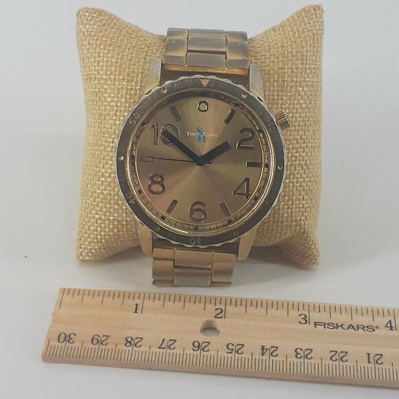 Young Kings by Steve Harvey Gold Tone Bracelet Watch Big Face Round Shaped - Picture 8 of 12